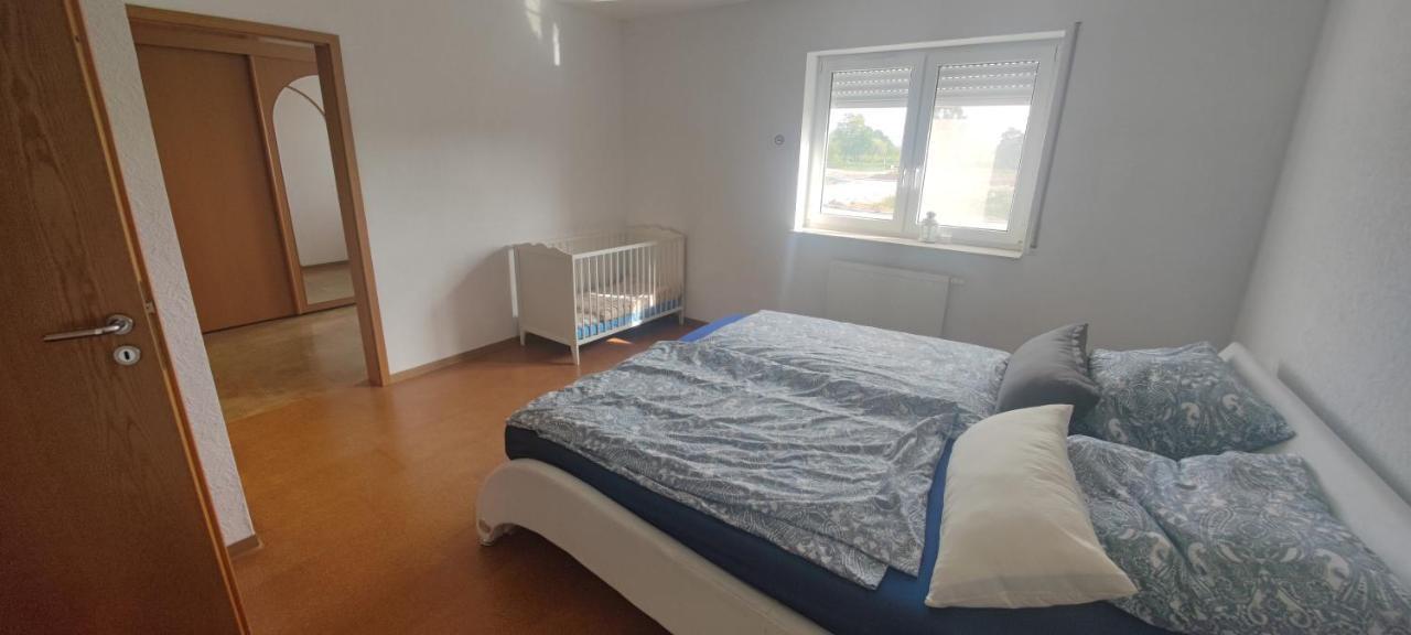 Ferienwohnung Zwischen Rhein Und Schwarzwald Bischweier Екстериор снимка